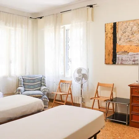 - Ortensia Appartement San Remo
