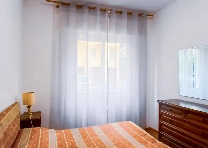 - Ortensia Lägenhet Sanremo